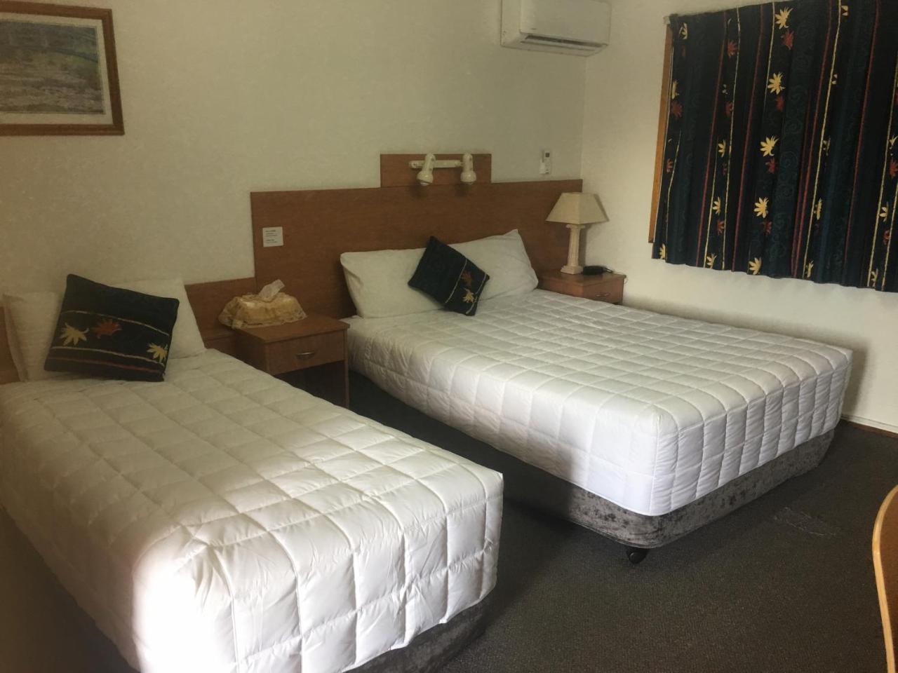 Bridge View Motel Gorokan Ngoại thất bức ảnh