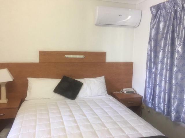 Bridge View Motel Gorokan Ngoại thất bức ảnh